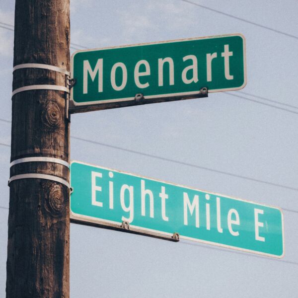 8 MILES TO MOENART (10TH ANNIVERSARY EDITION)