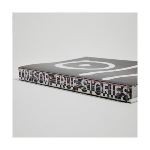 TRESOR: TRUE STORIES - ENGLISH EDITION